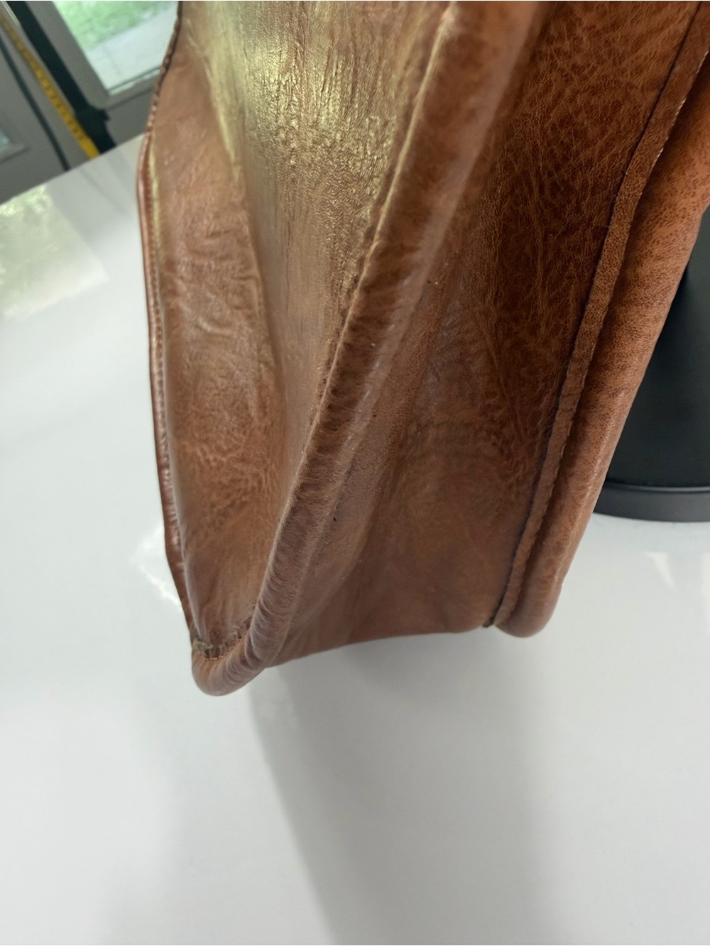 Crossbody Bag with Woven Guitar Strap – Jen & Co. vegan leather - Picture 8 of 14